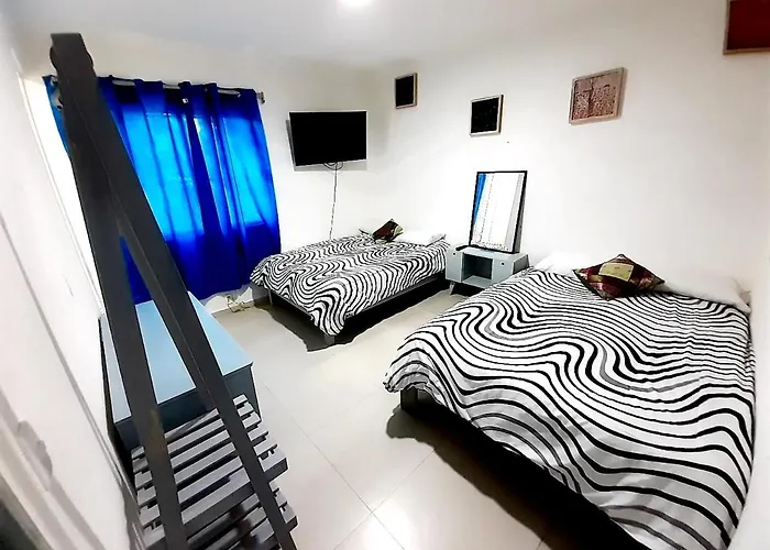 Guest house Casa Colibri 4*